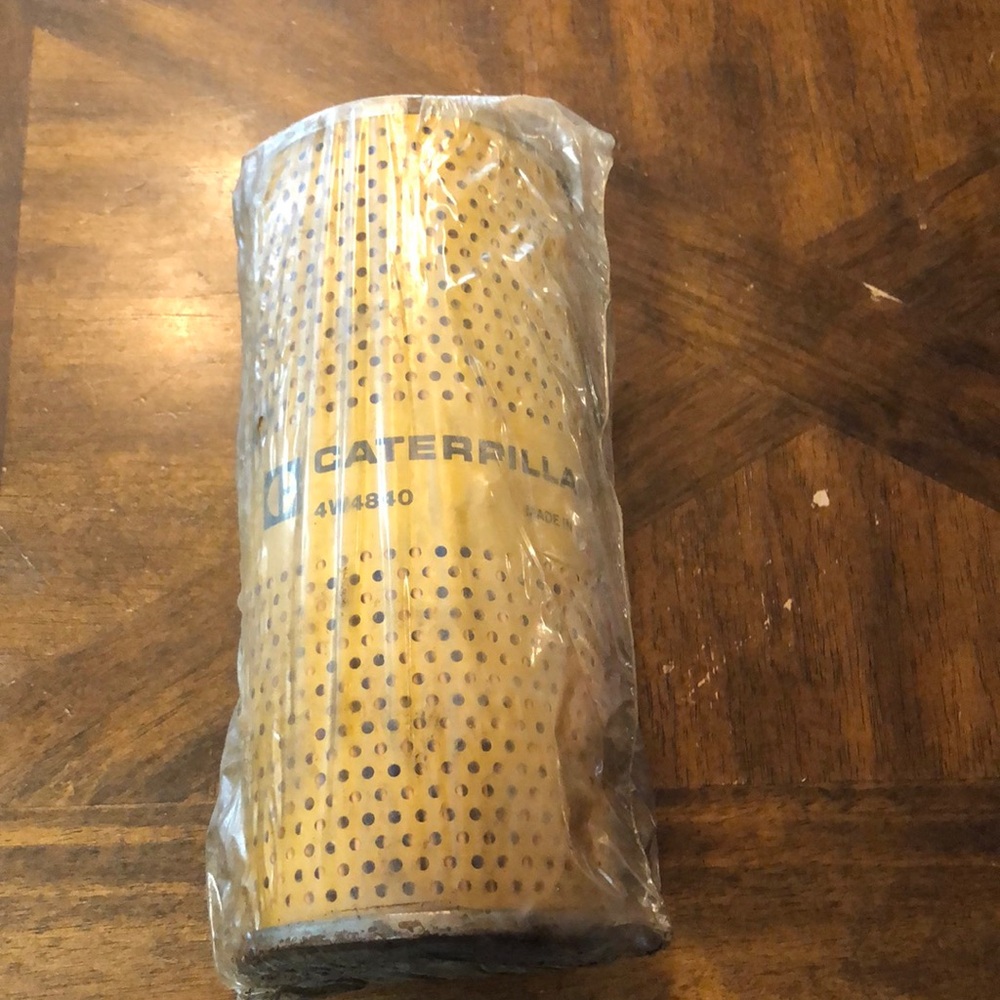 Caterpillar Cat oil filter 4W4840 brand new